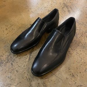 Ecco men’s black leather loafers